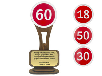 Statuetka prezent na urodziny 18 40 50 60 GRAWER