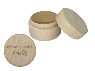 Pudełko okrągłe na pierwszy ząbek na chrzest święty prezent z GRAWEREM